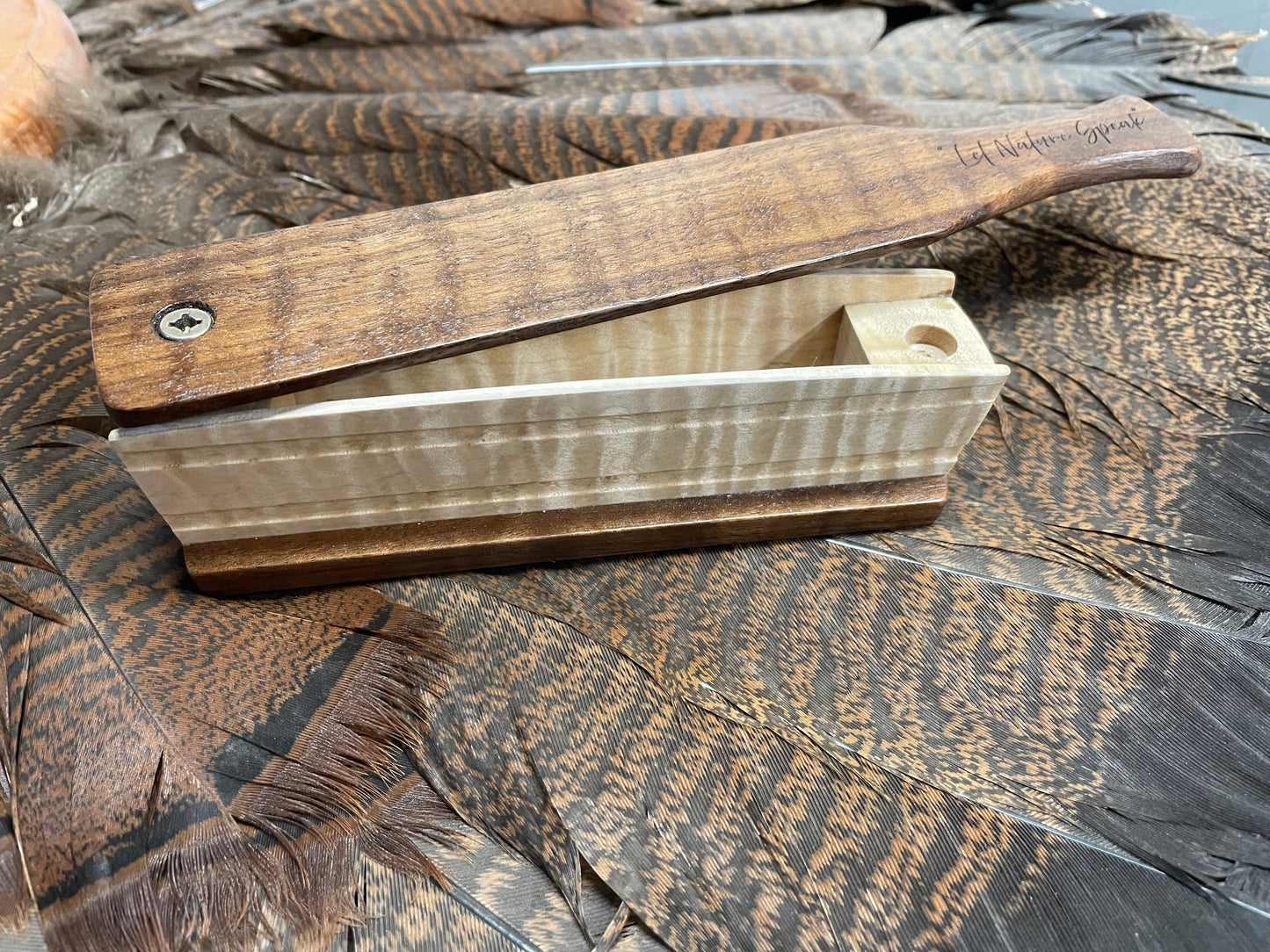 Walnut / Curly Maple Box call