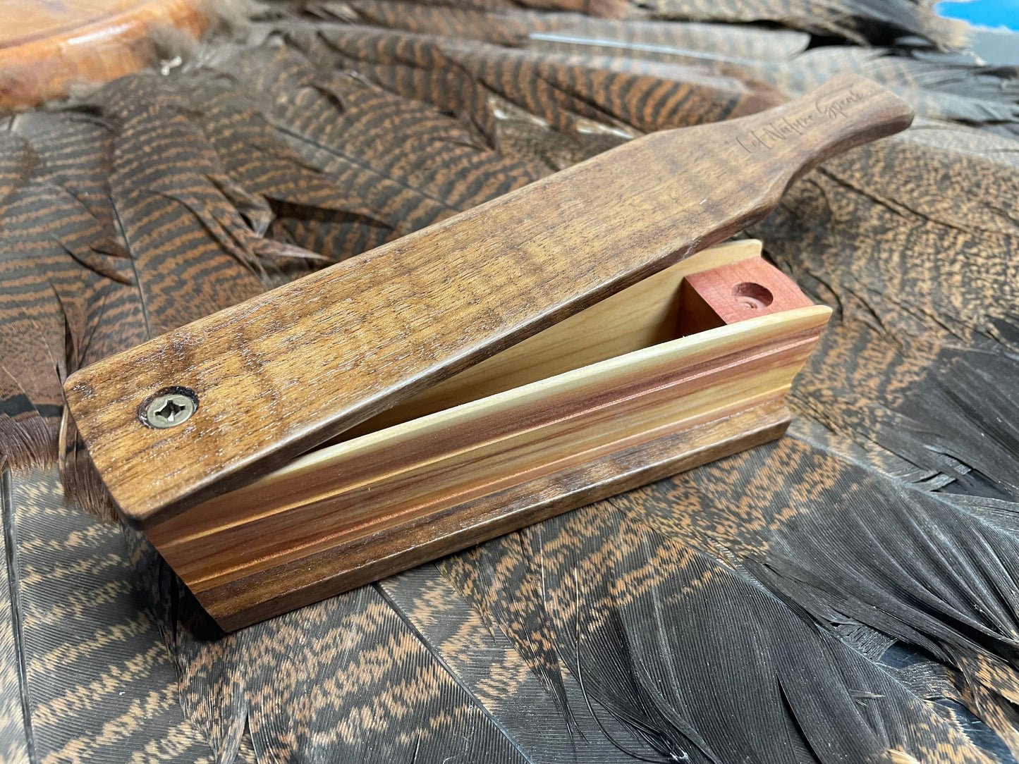 Walnut / Cedar Box call